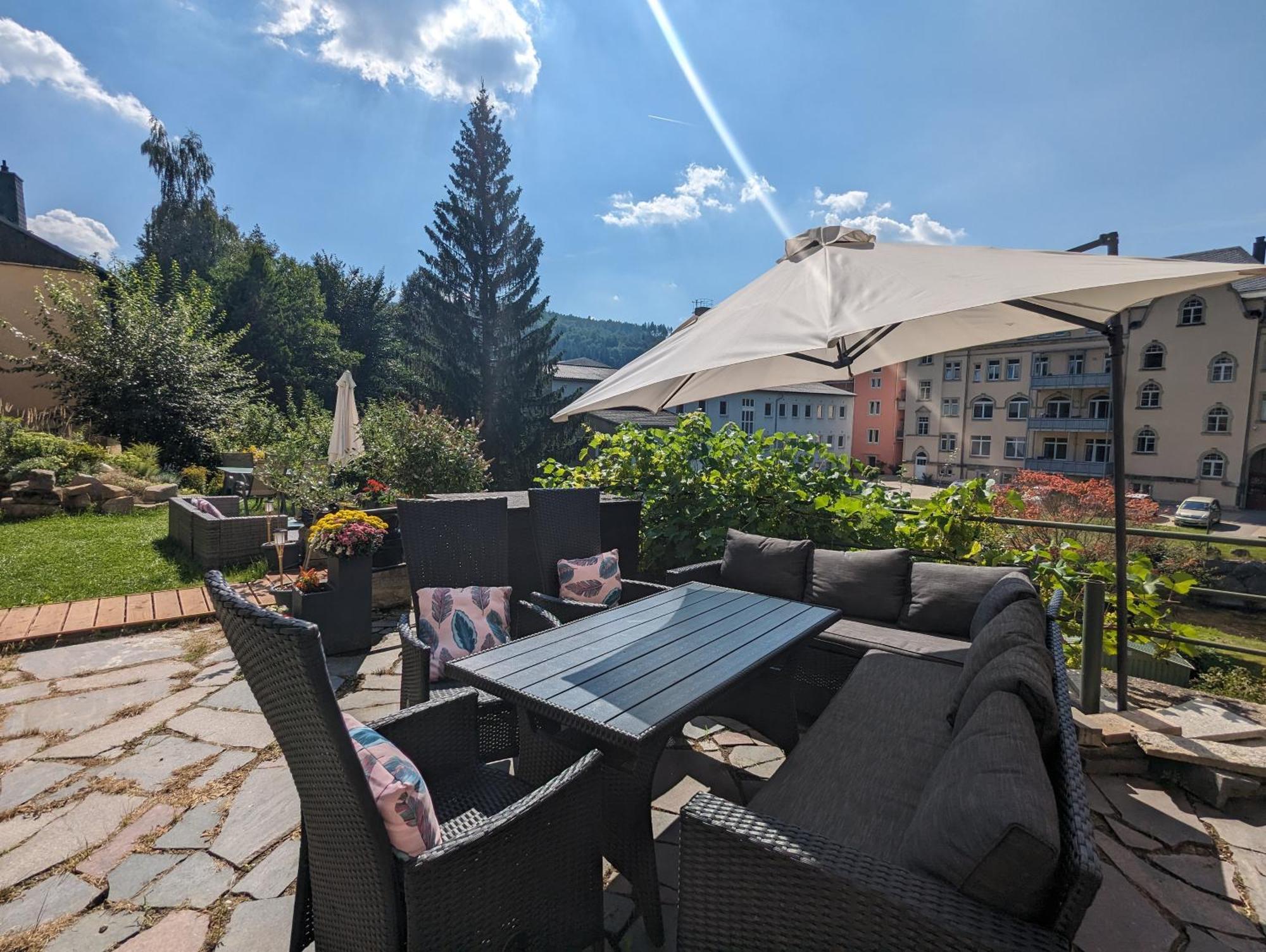 Hw4B - Urlaubsmagie - Zentral Mit Gemeinschaftsgarten, -Pool, -Sauna & Whirlpool Sebnitz Buitenkant foto