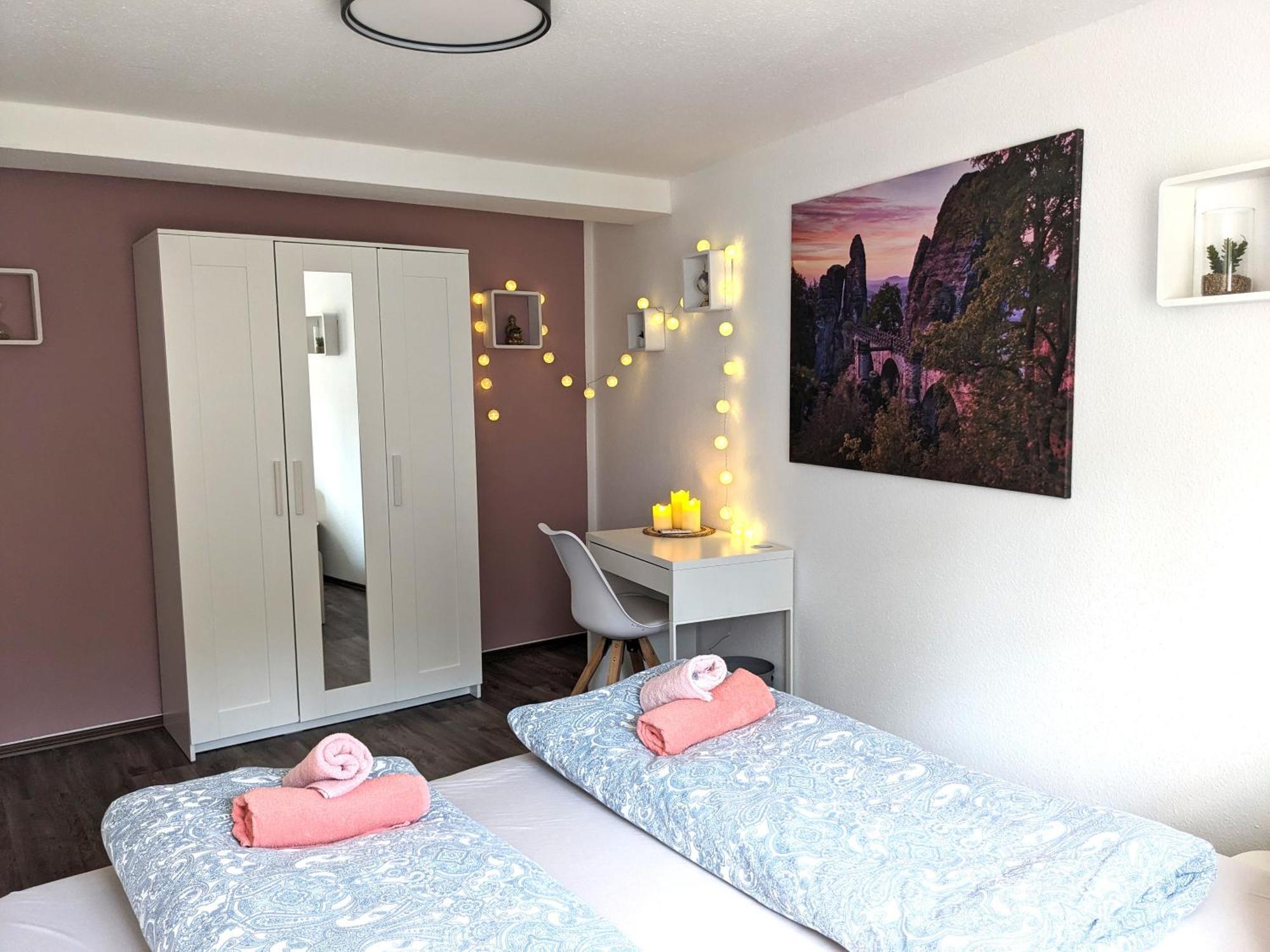 Hw4B - Urlaubsmagie - Zentral Mit Gemeinschaftsgarten, -Pool, -Sauna & Whirlpool Sebnitz Buitenkant foto